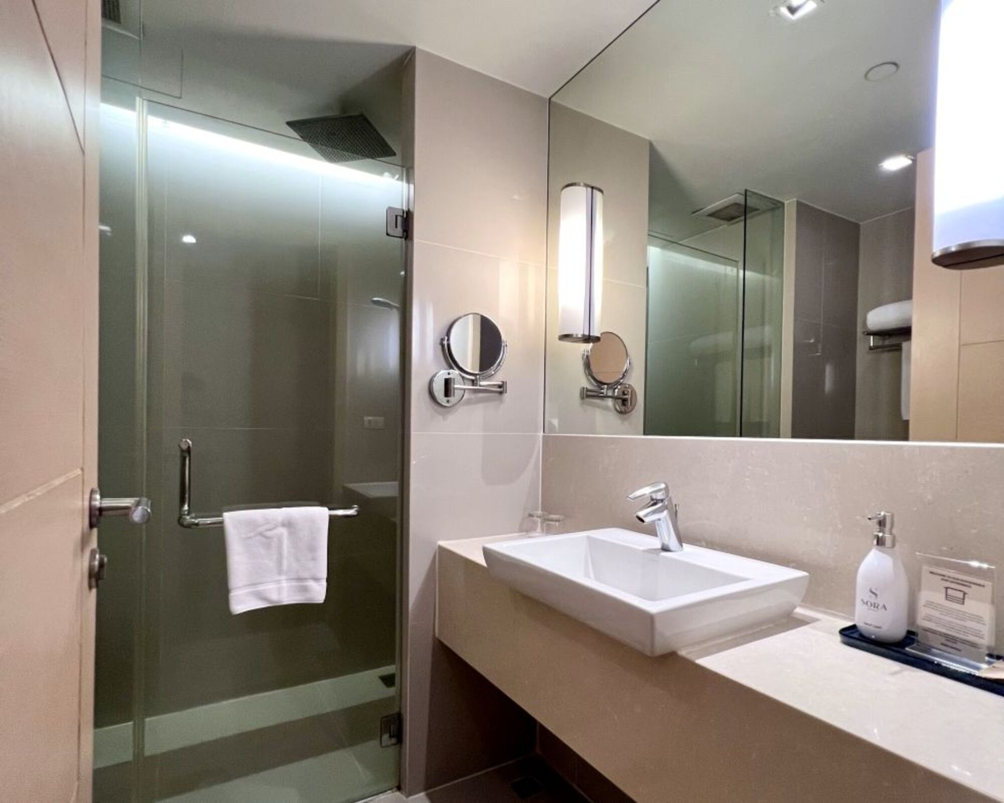Deluxe Room-5