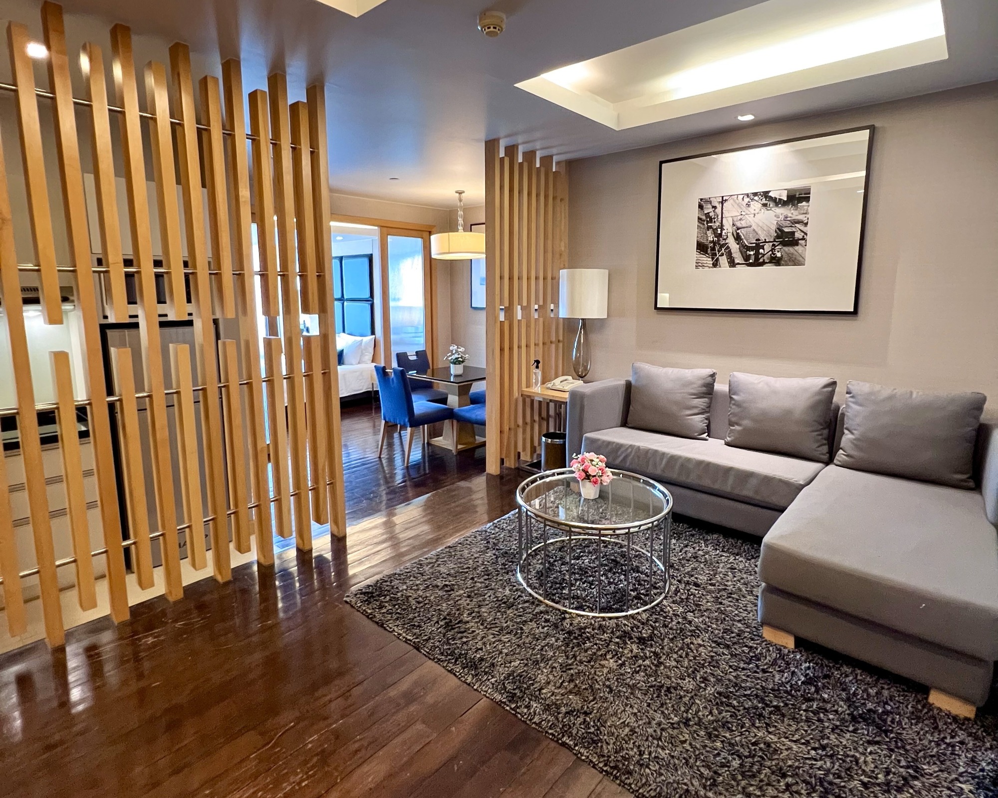 Premium 1BR Lake View-2