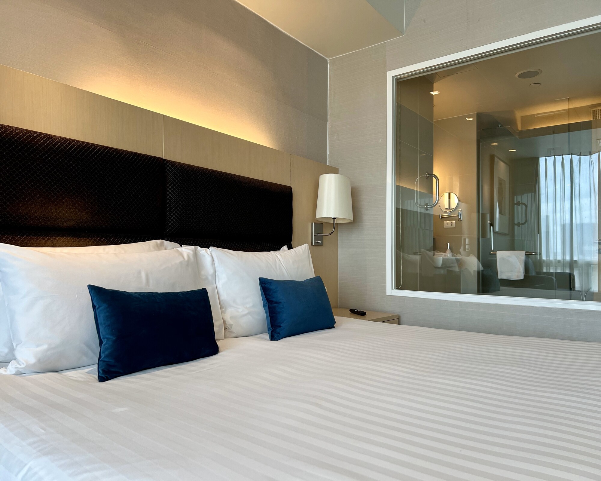 Premium Lake View-6